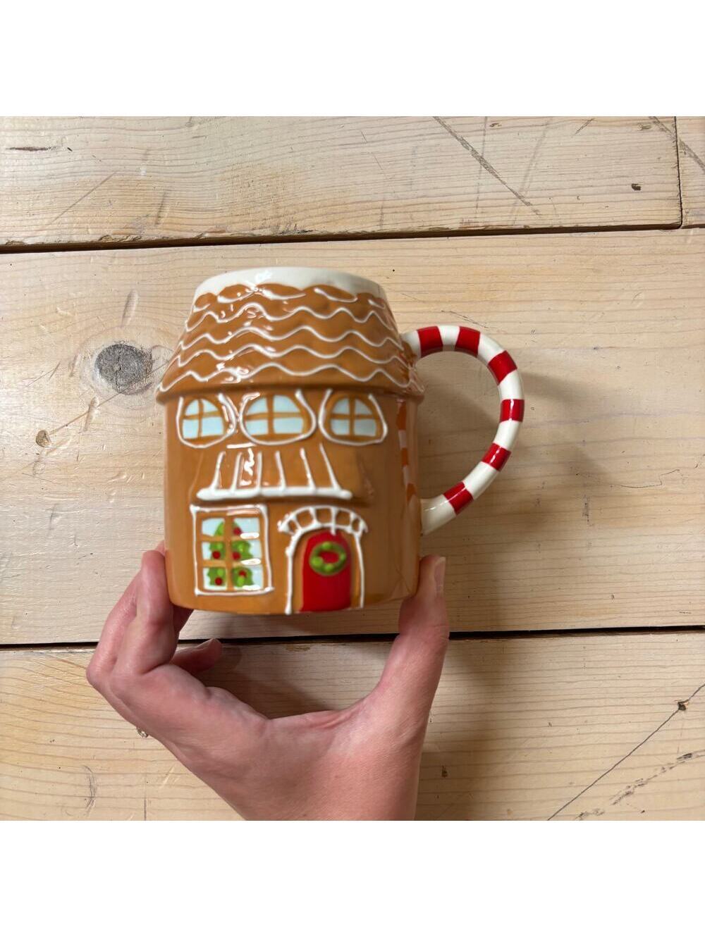 Wondershop Christmas NWT Earthenware Figural House Mug Gingerbread House